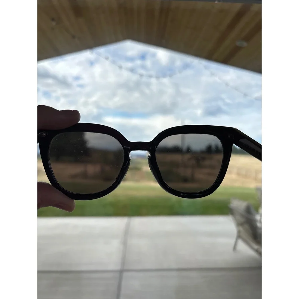Quay Australia Noosa Sunglasses Black Cat Eye Frames 111 Womens